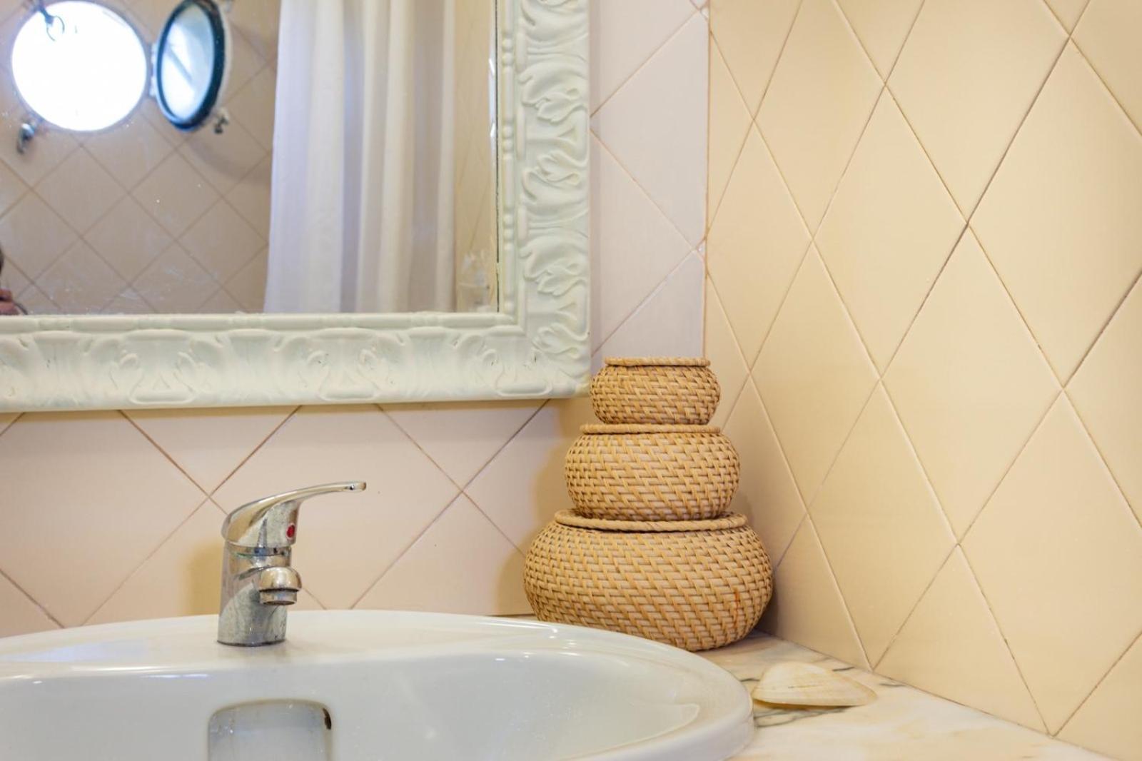 Casa Da Adoa B&B ポルチーニョ・ダ・アラービダ 部屋 写真